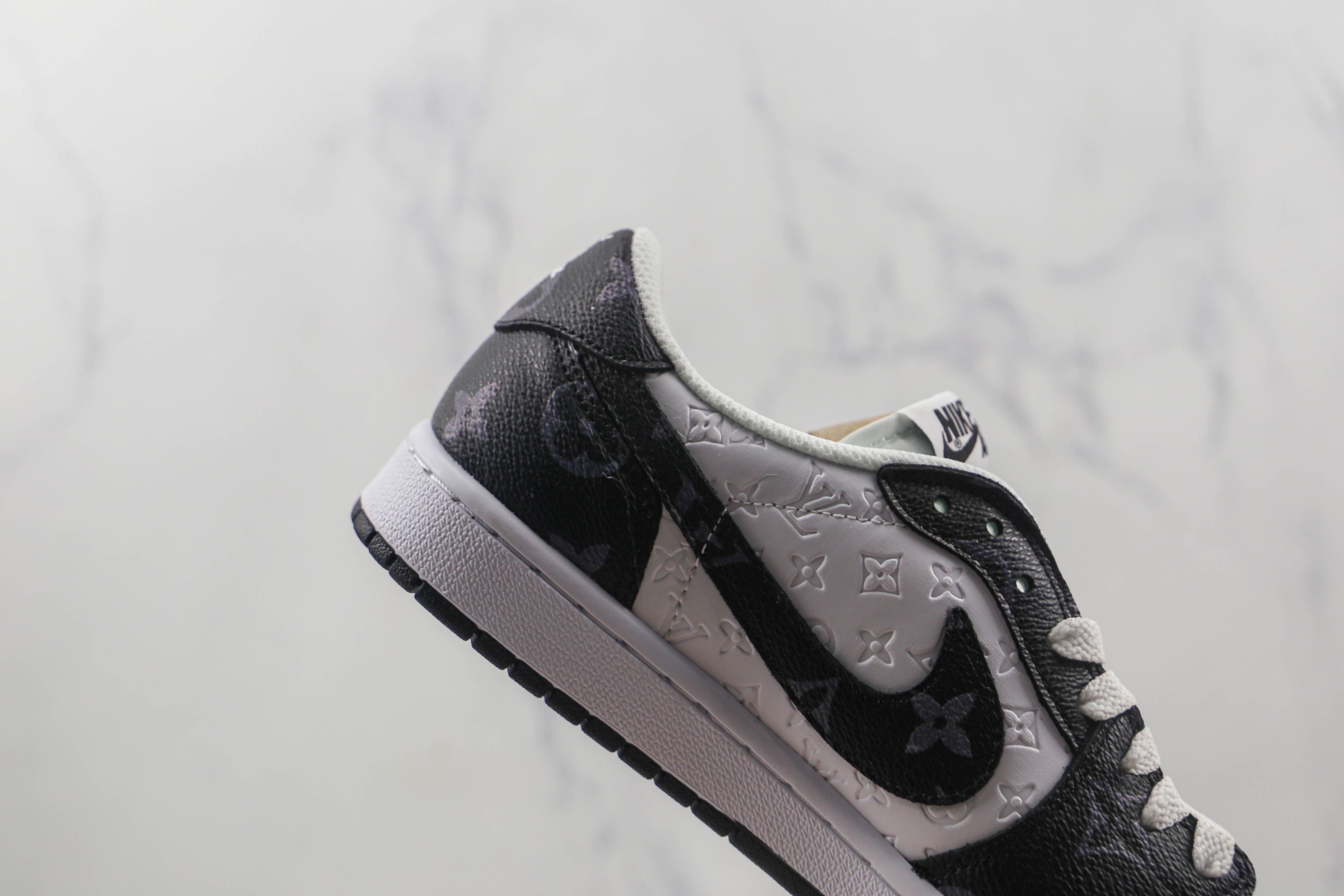 fragment x Travis Scott x Air Jordan 1 Low Gucci TS 'Black white'