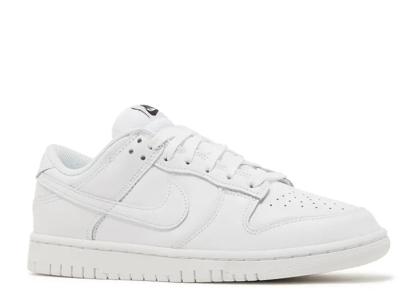 Wmns Dunk Low 'Triple White'