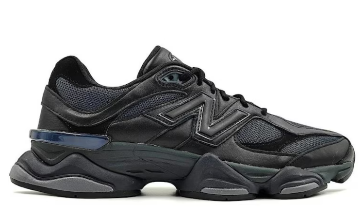New Balance 9060 Triple Black