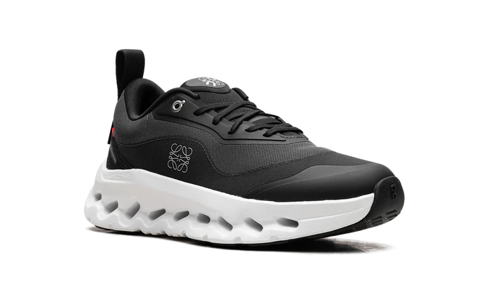 On x LOEWE Cloudtilt 2 'Black/White'