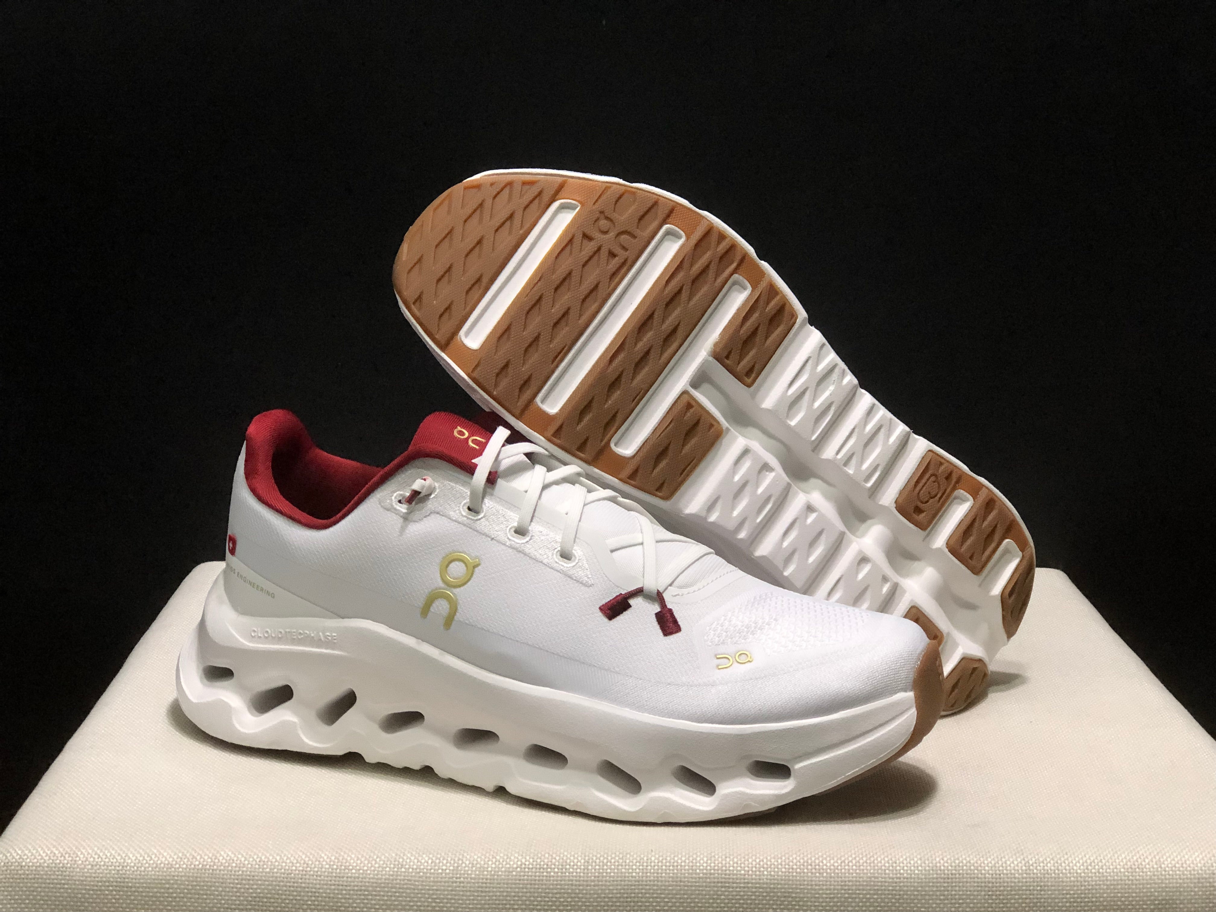 On Cloudtilt 'Lunar New Year'