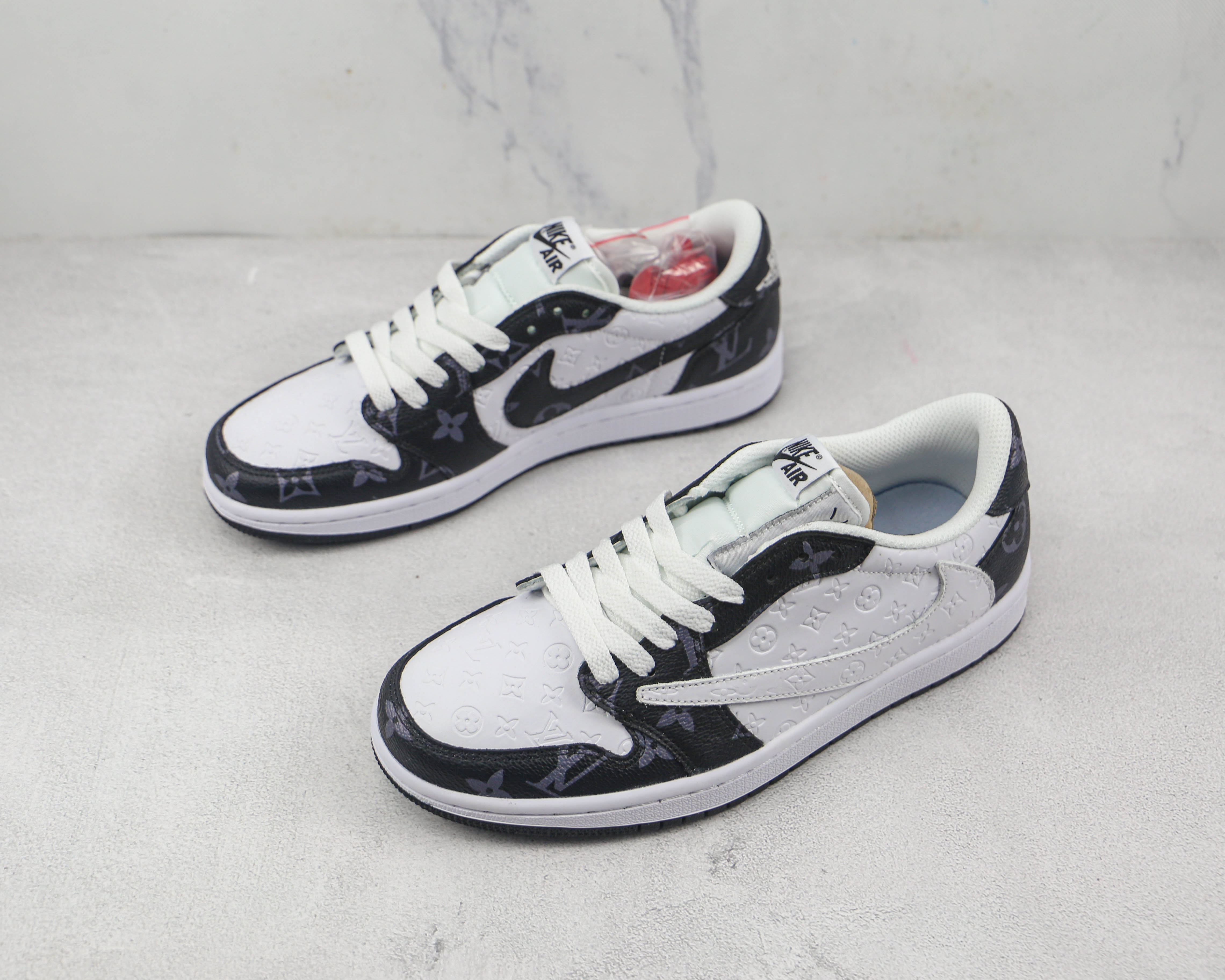 fragment x Travis Scott x Air Jordan 1 Low Gucci TS 'Black white'